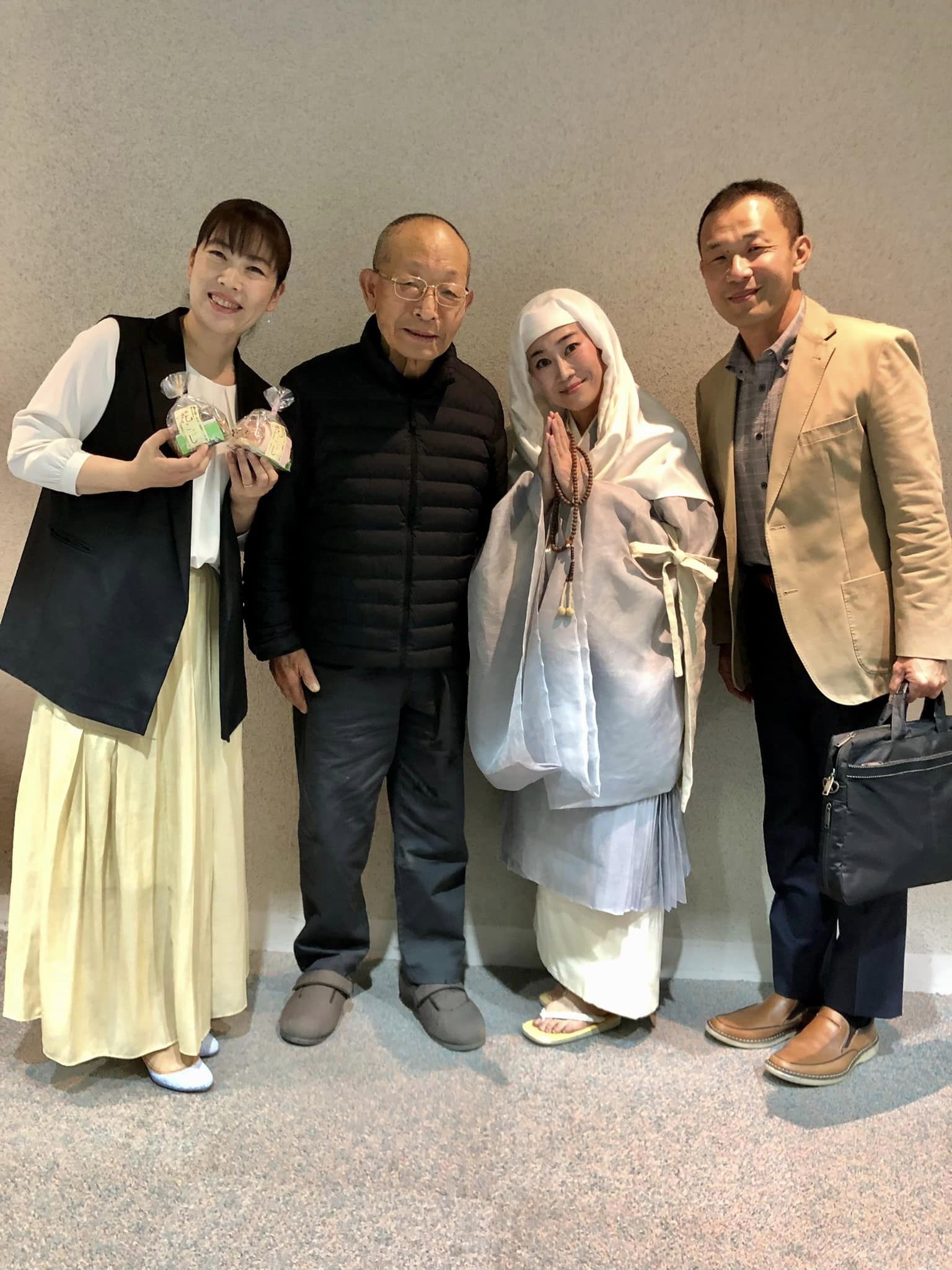 親鸞聖人と恵信尼さま 香川県高松市 浄⼟真宗 慈照寺